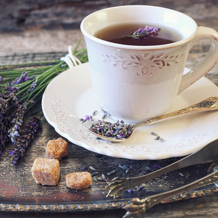 ¿Puede el té de hierbas ayudarle a dormir?